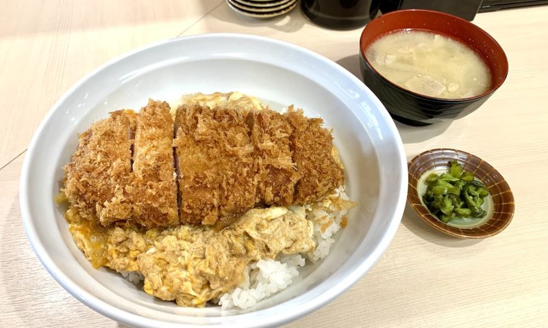Tonkatsu-Aoki-no-Curry-Ippekoppe-Monzen-Nakacho-Branch-1